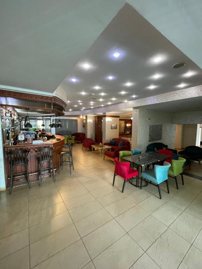 Terra Europe Brontes Hotel Targovishte  Exterior photo