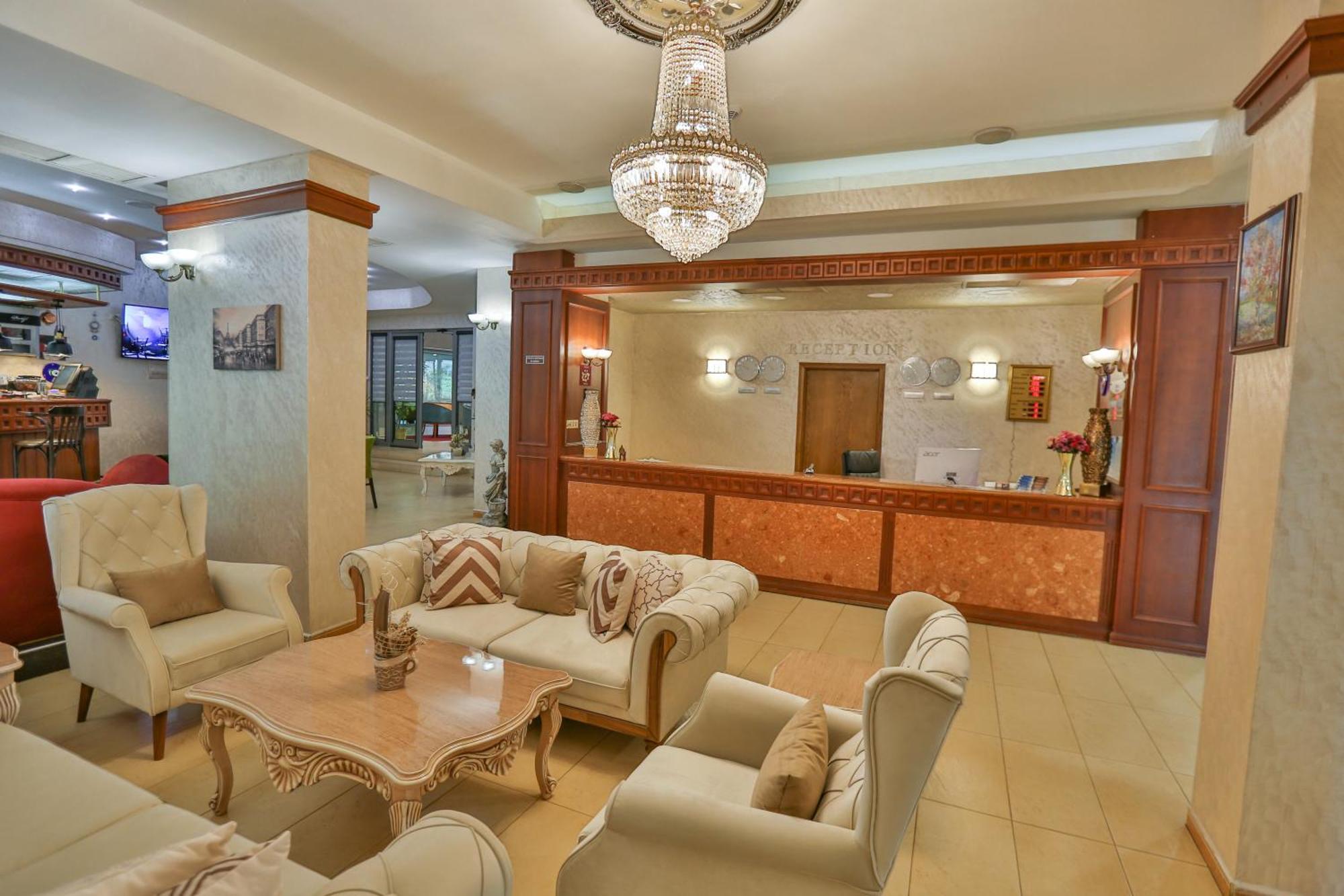 Terra Europe Brontes Hotel Targovishte  Exterior photo