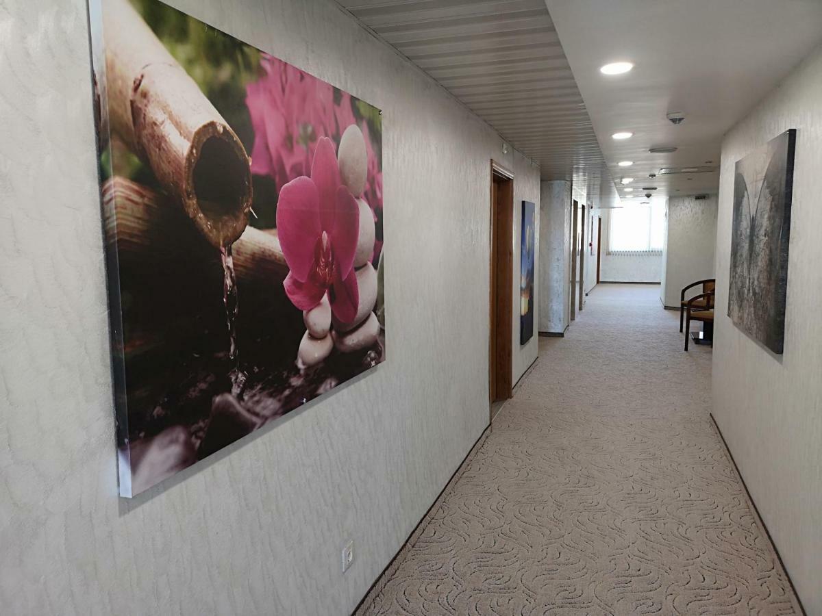 Terra Europe Brontes Hotel Targovishte  Exterior photo