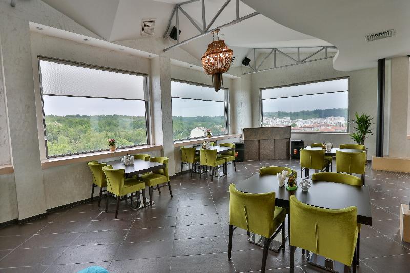 Terra Europe Brontes Hotel Targovishte  Exterior photo